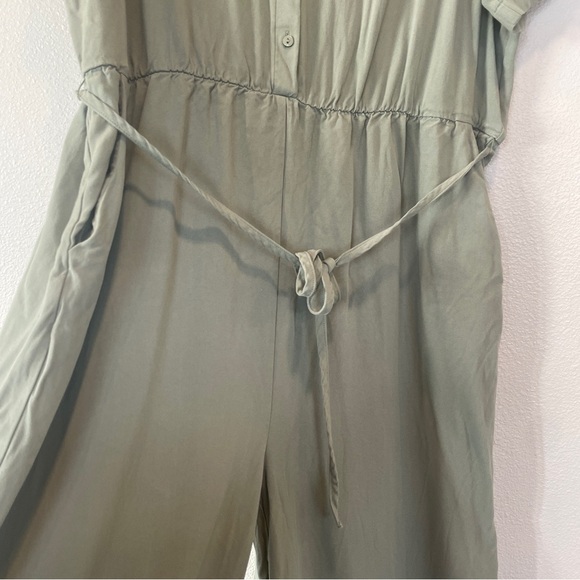 Caslon Tie Waist Jumpsuit Button Down Front Romper Short Sleeve Womens Size 2X - Picture 4 of 11